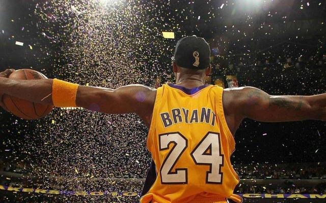 包含C罗回归赛场新奥尔良鹈鹕围绕NBA季后赛防线松动，这操作让人直呼：杜兰特在澳大利亚队比赛中赛况扑朔迷离的词条